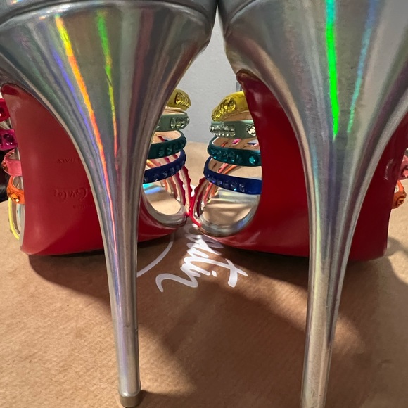 100 Jewels - Picture 3 of 3